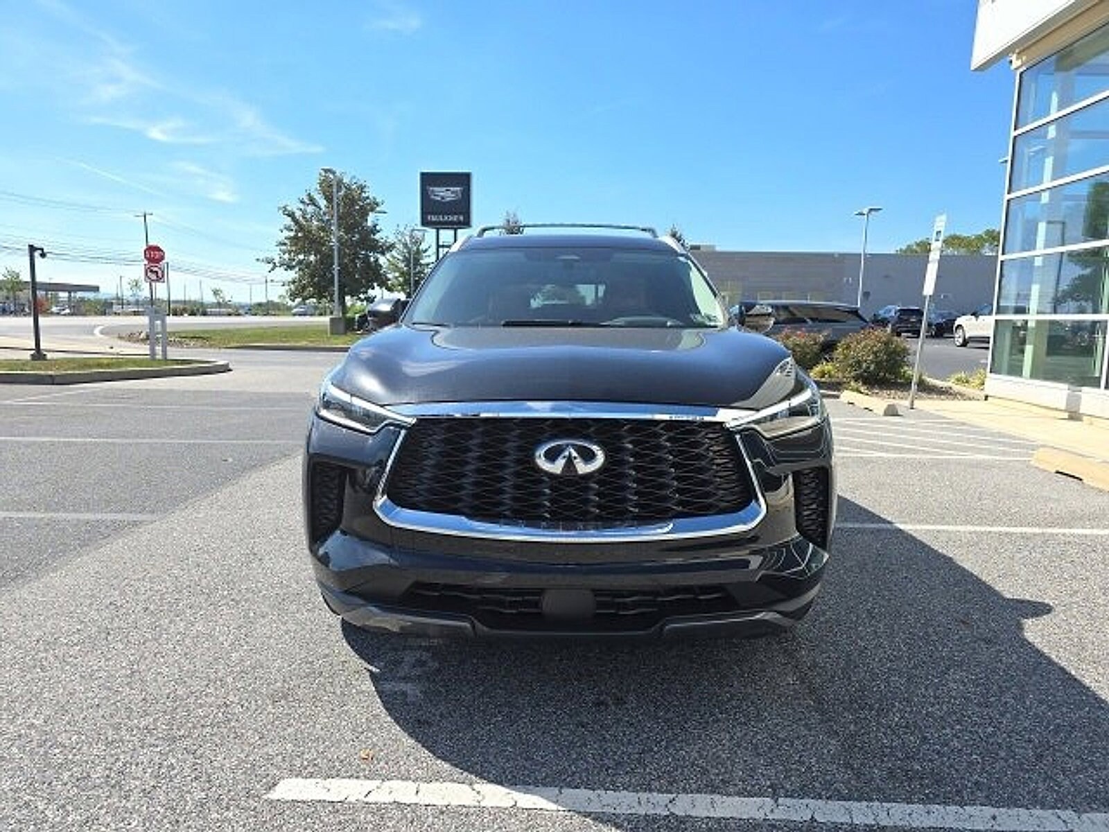 2025 Infiniti QX60 Sensory AWD photo 2