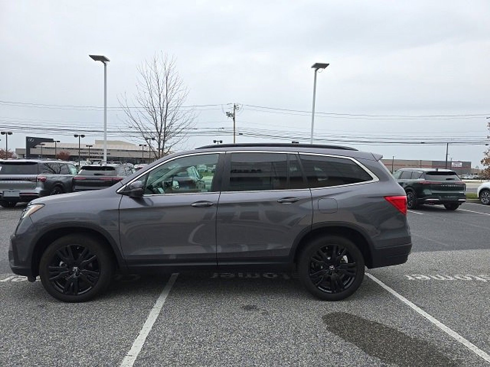 2022 Honda Pilot Special Edition photo 4