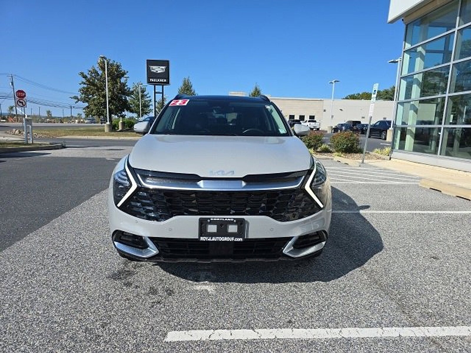 2023 Kia Sportage photo 2