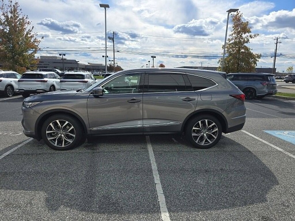 Used 2023 Acura MDX w/Technology Package SH-AWD w/Technology Package