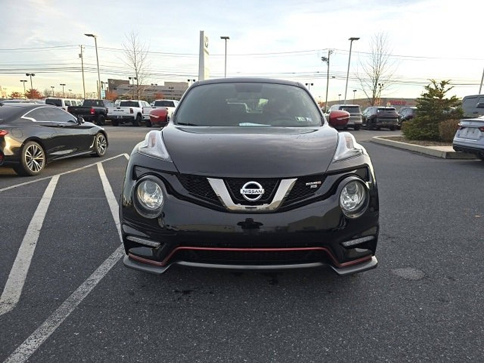 2016 Nissan Juke Nismo RS photo 2