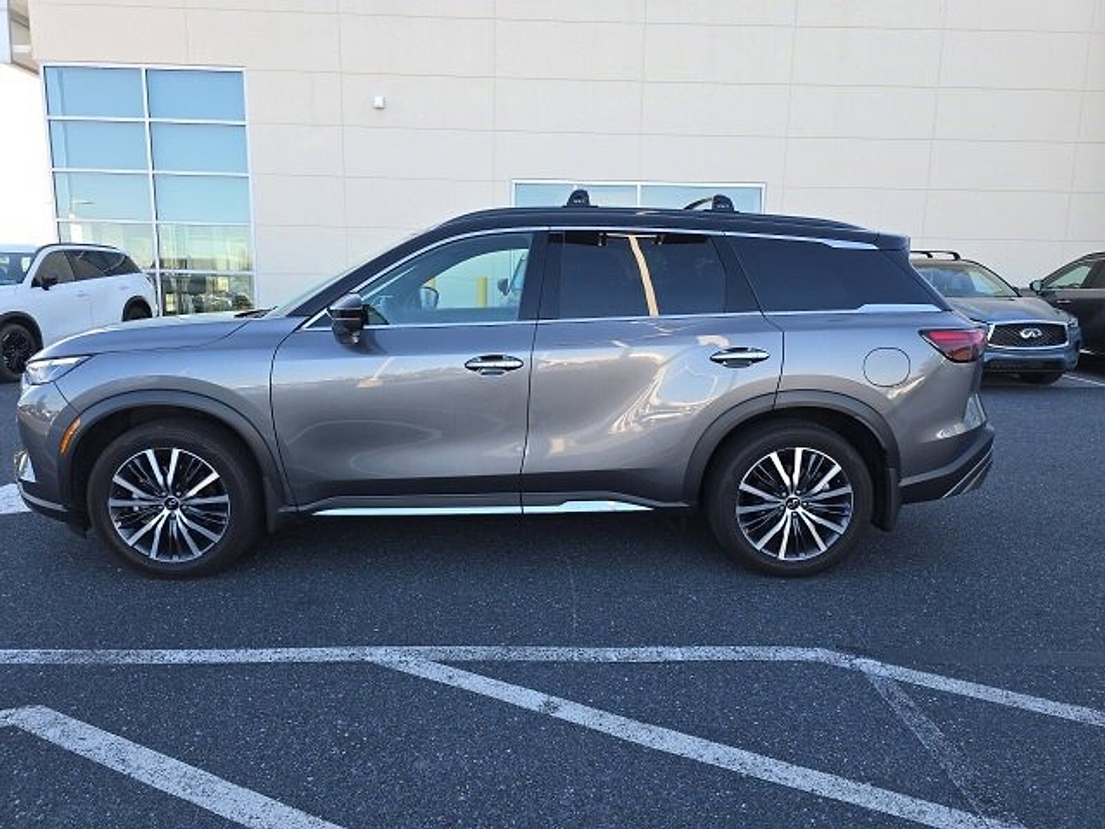 2025 Infiniti QX60 Autograph AWD photo 4