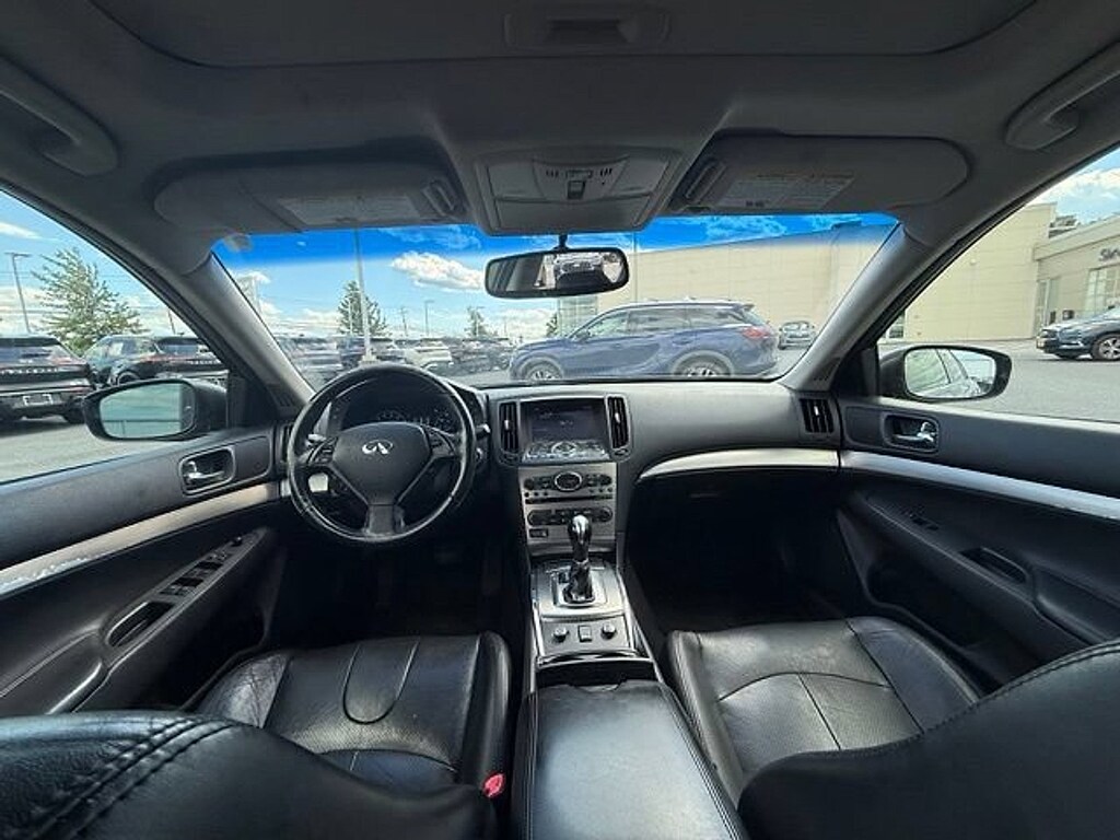 Used 2015 INFINITI Q40 Sedan