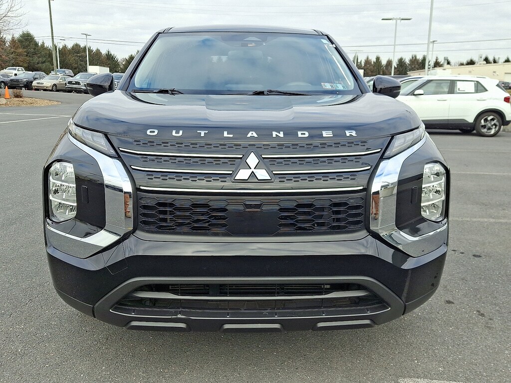 Used 2023 Mitsubishi Outlander ES ES S-AWC