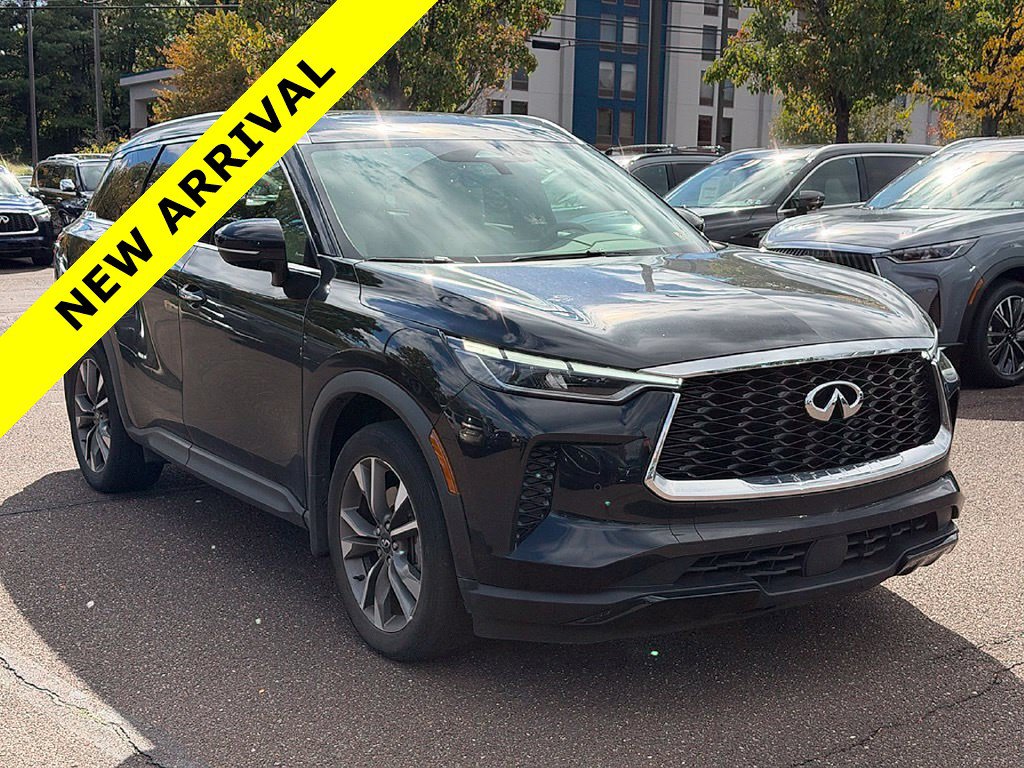 2023 INFINITI QX60 LUXE