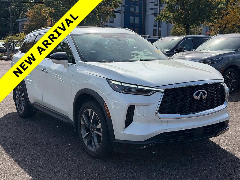 2024 INFINITI QX60 LUXE