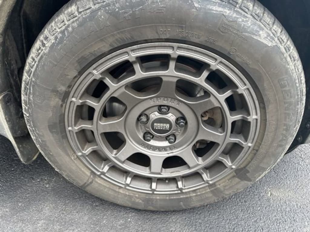 Used 2017 Ford Escape Titanium Titanium 4WD