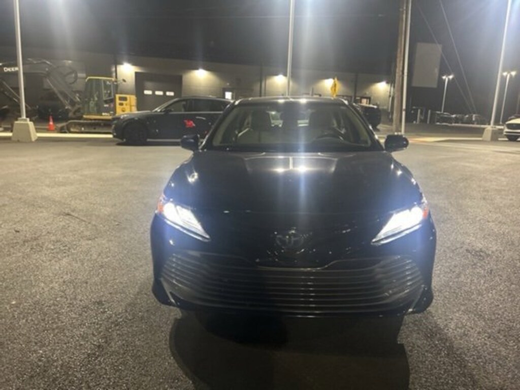 Used 2020 Toyota Camry Hybrid XLE Hybrid XLE CVT