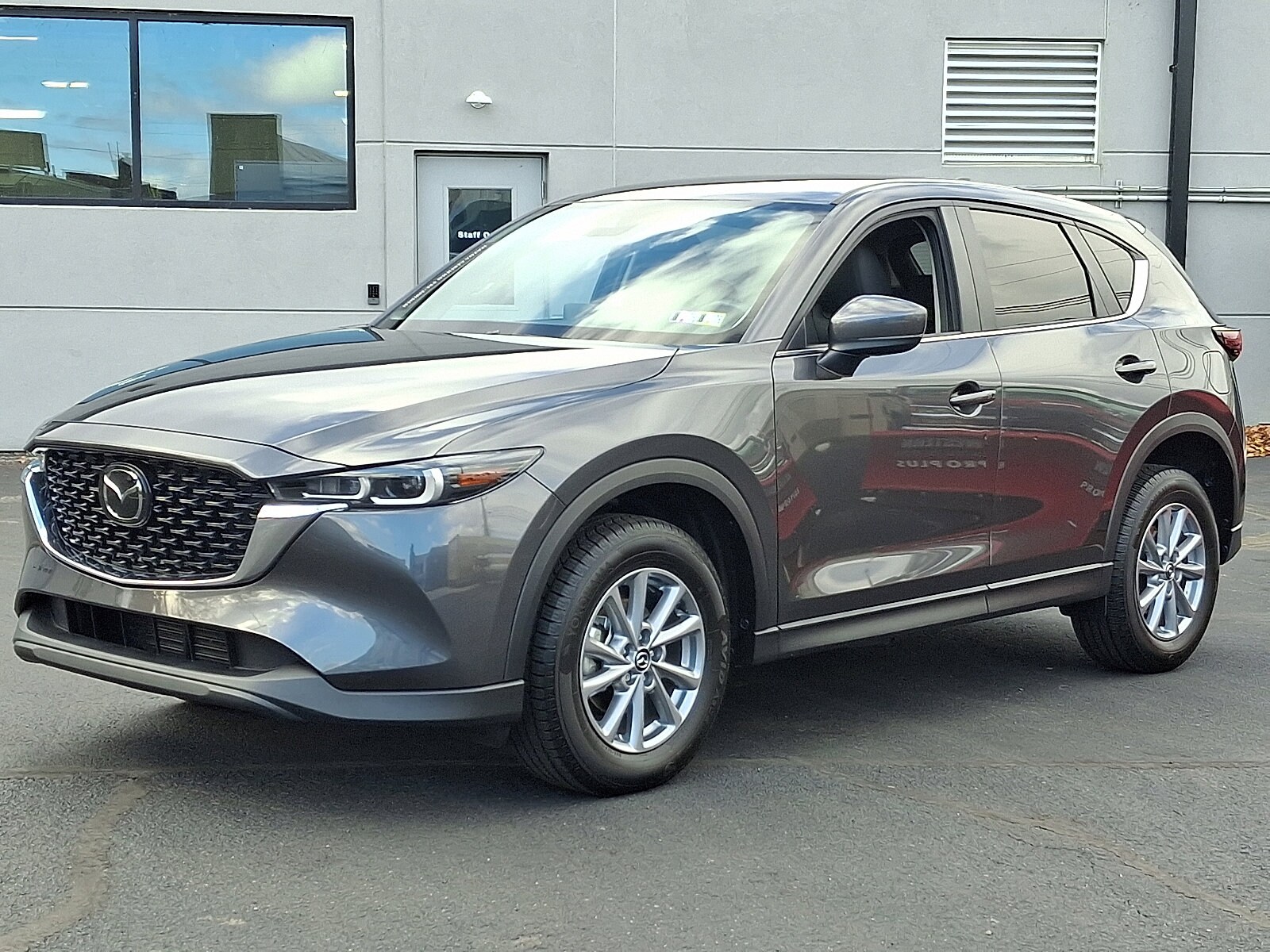 2023 Mazda CX-5 2.5 Select photo 3