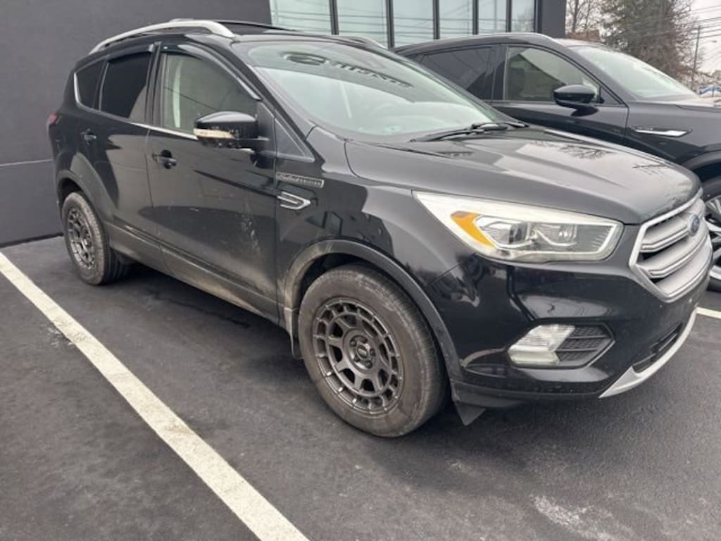 Used 2017 Ford Escape Titanium Titanium 4WD