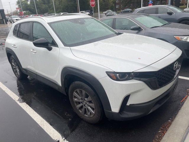 2023 Mazda CX-50 2.5 Preferred Plus photo 2