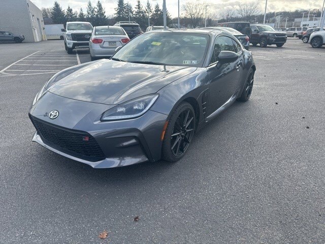 2024 Toyota GR86 Premium photo 3
