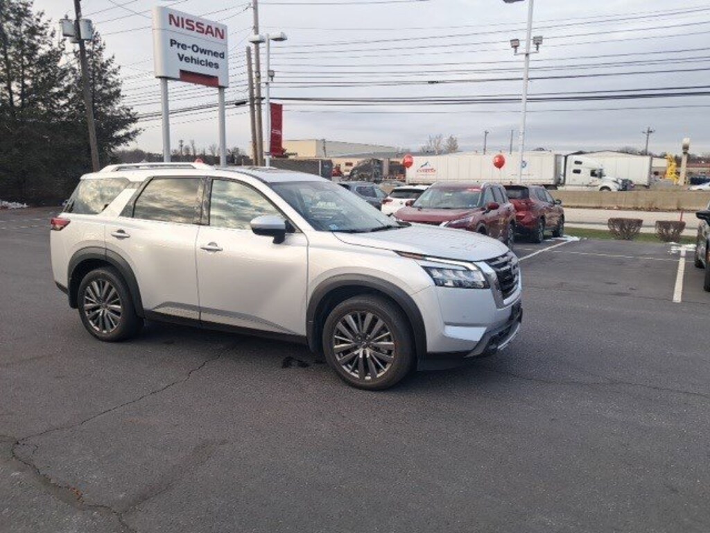 Certified 2024 Nissan Pathfinder SL SL 4WD
