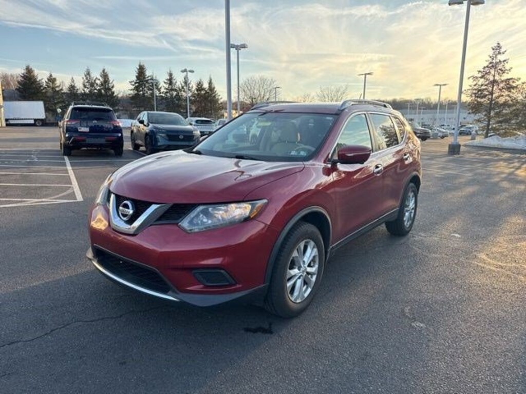 Used 2015 Nissan Rogue SV AWD SV