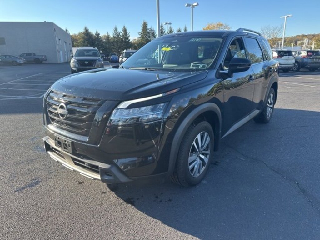 Certified 2024 Nissan Pathfinder SL SL 4WD