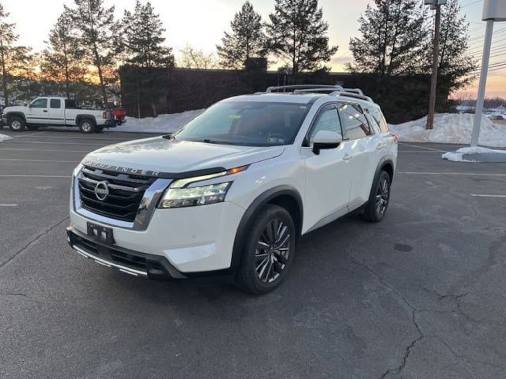 Certified 2023 Nissan Pathfinder SL SL 4WD