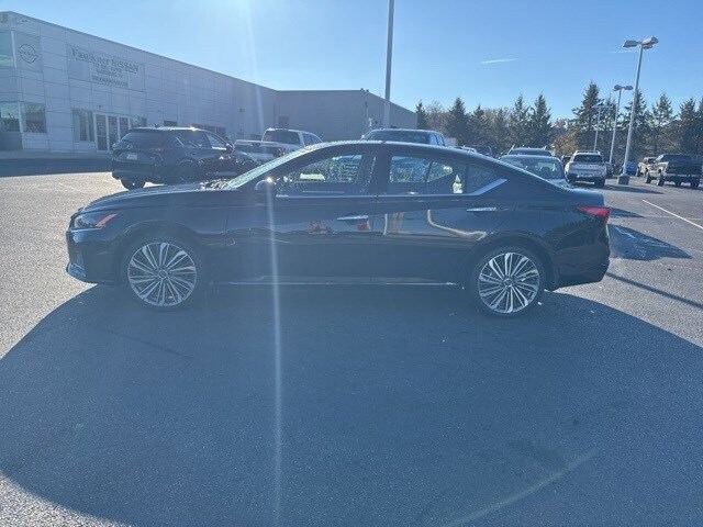 2023 Nissan Altima 2.5 SL photo 4