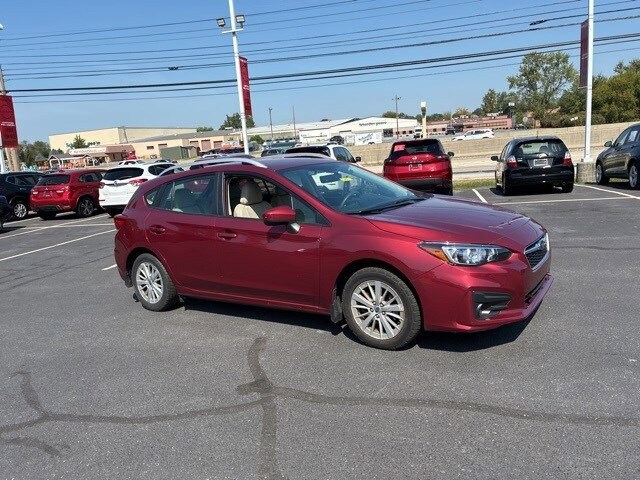2018 Subaru Impreza 2.0i Premium photo 3