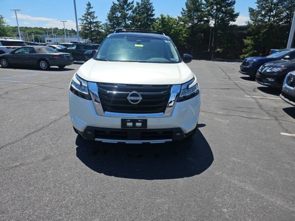 Certified 2024 Nissan Pathfinder SL SL 4WD