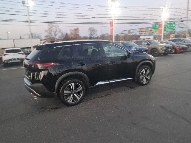 2023 Nissan Rogue SL photo 3