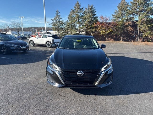 2023 Nissan Altima 2.5 SL photo 2