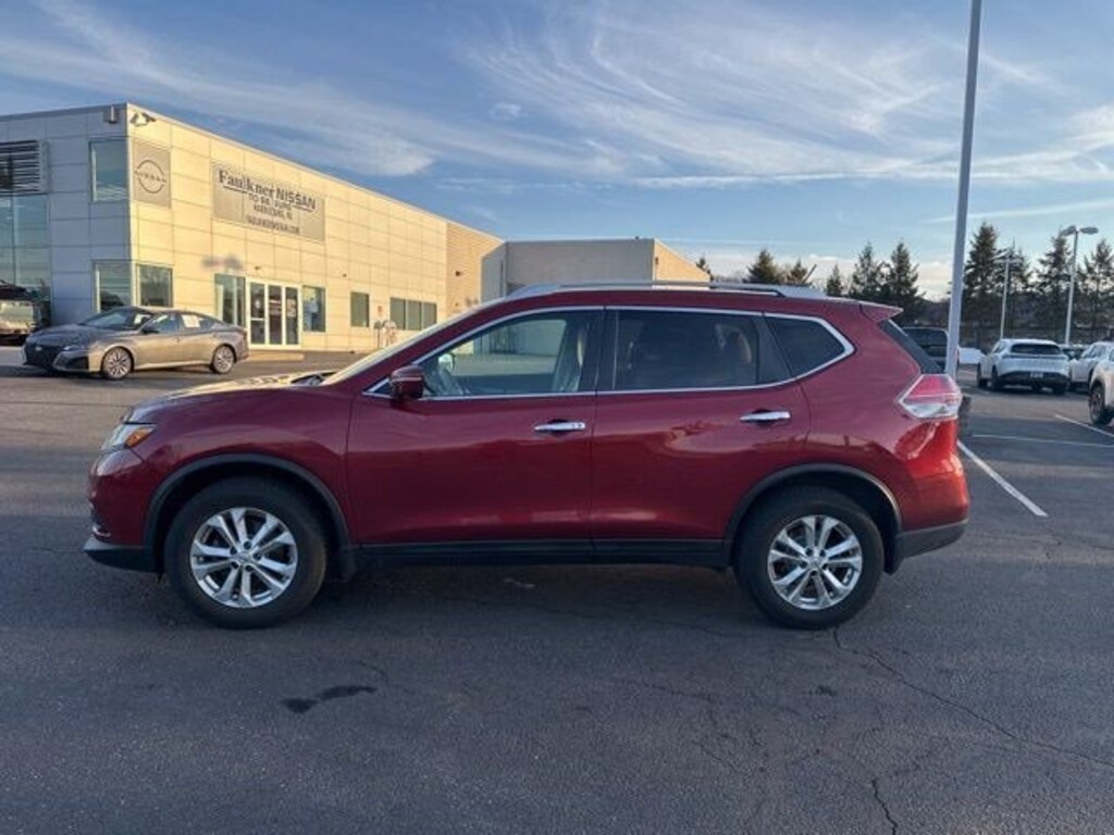Used 2015 Nissan Rogue SV AWD SV