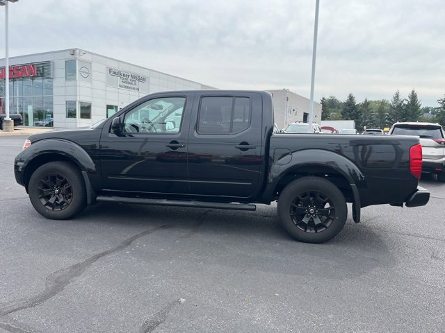 2021 Nissan Frontier Crew Cab SV photo 2