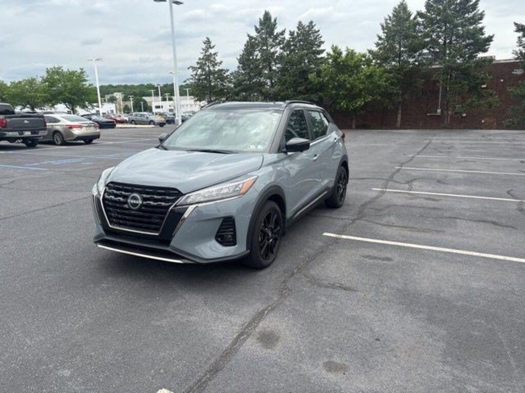 Certified 2023 Nissan Kicks SR SR FWD