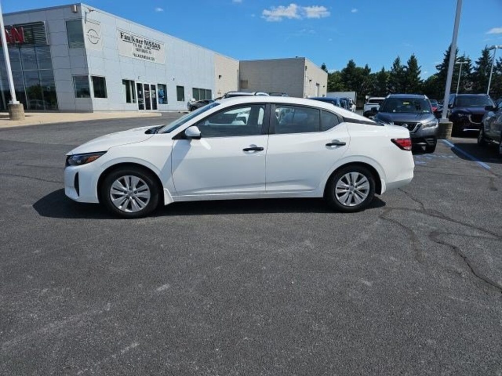Used 2025 Nissan Sentra S S CVT
