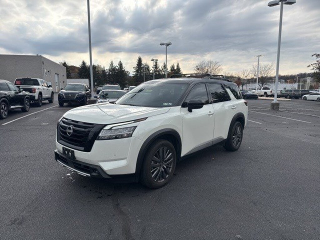 Certified 2023 Nissan Pathfinder SL SL 4WD