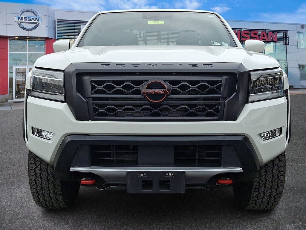 Certified 2023 Nissan Frontier PRO-4X Crew Cab 4x4 PRO-4X Auto *Ltd Avail*