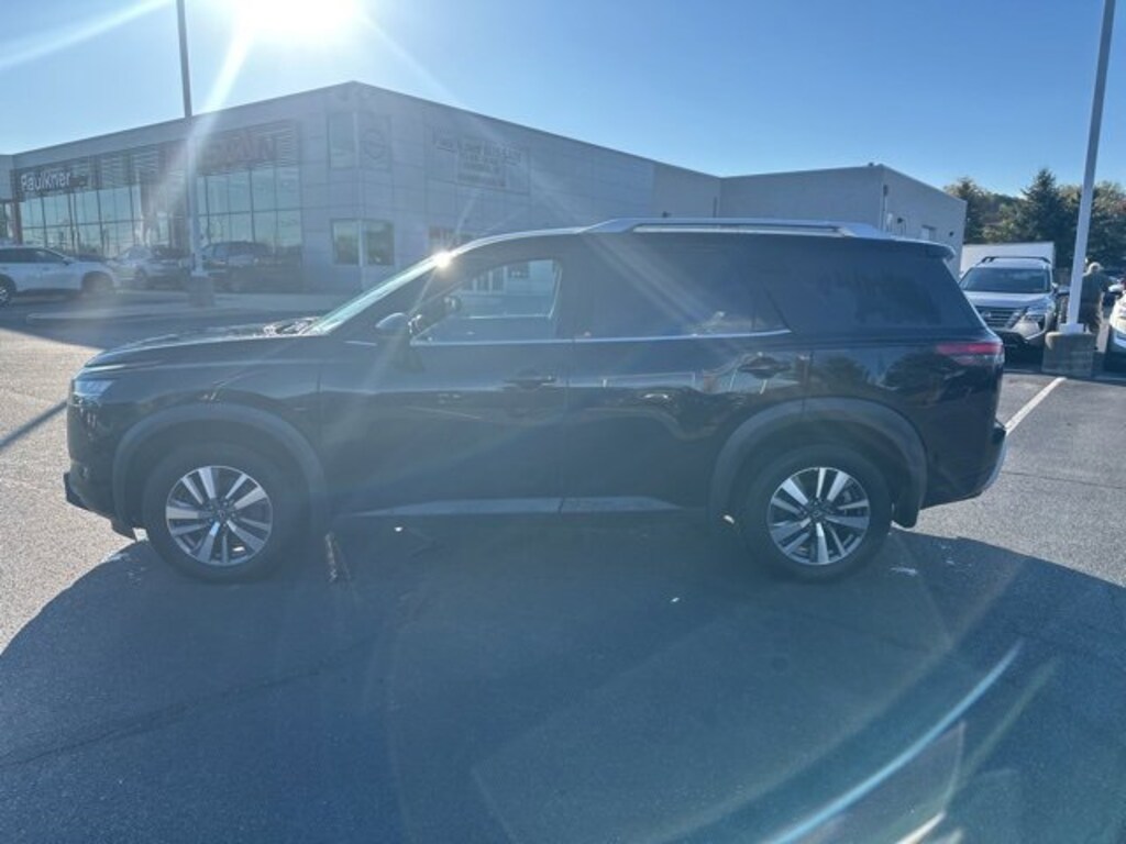 Certified 2024 Nissan Pathfinder SL SL 4WD