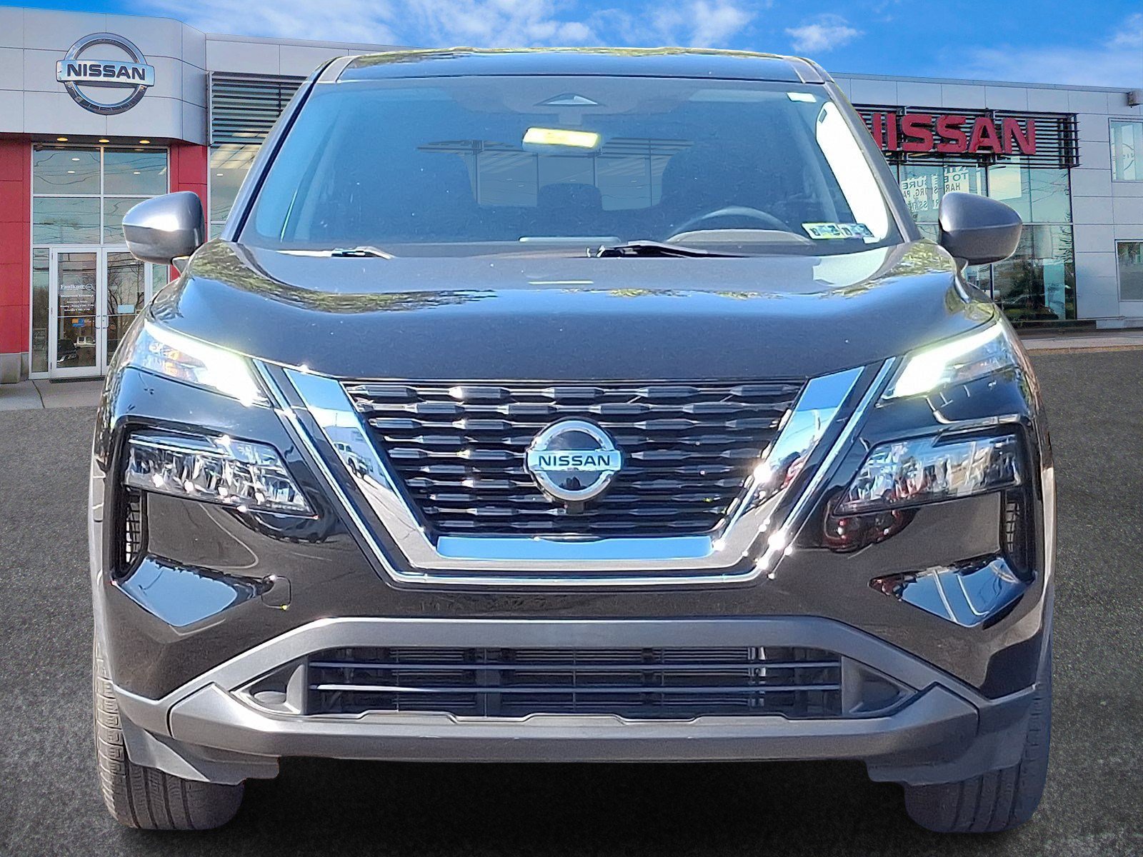 2021 Nissan Rogue AWD S photo 2