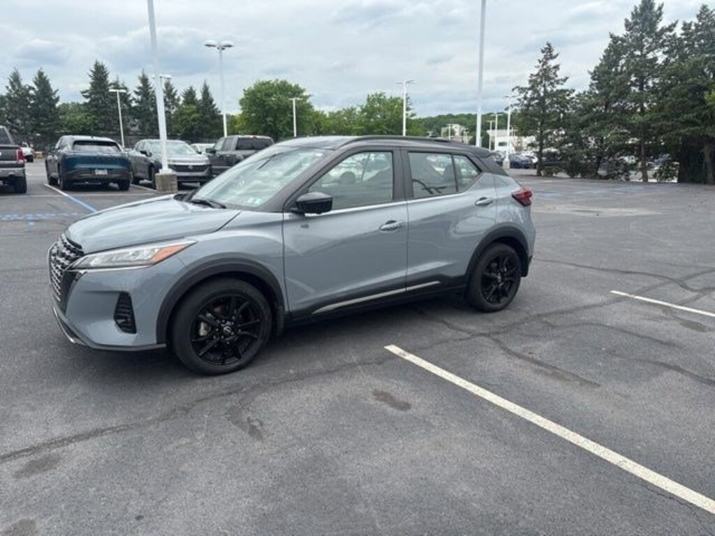 Certified 2023 Nissan Kicks SR SR FWD