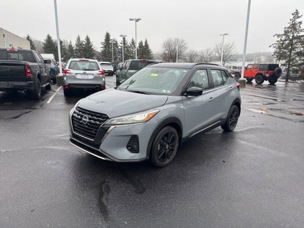 Certified 2024 Nissan Kicks SR SR FWD