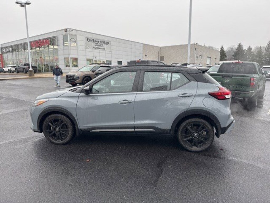 Certified 2024 Nissan Kicks SR SR FWD