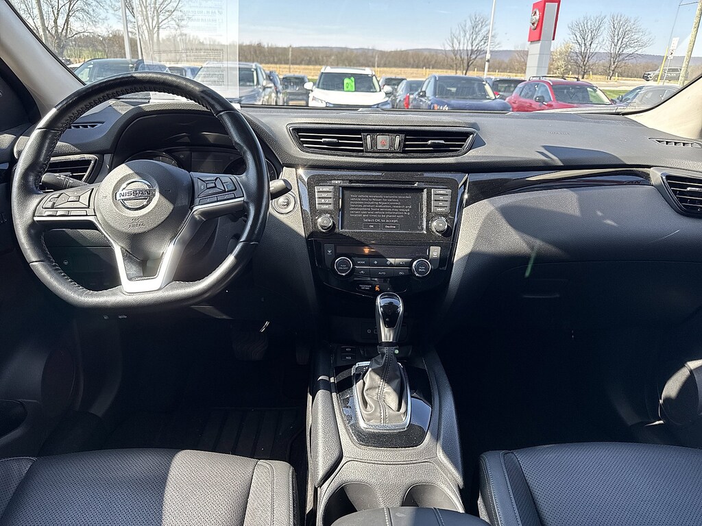 Used 2021 Nissan Rogue Sport AWD SL
