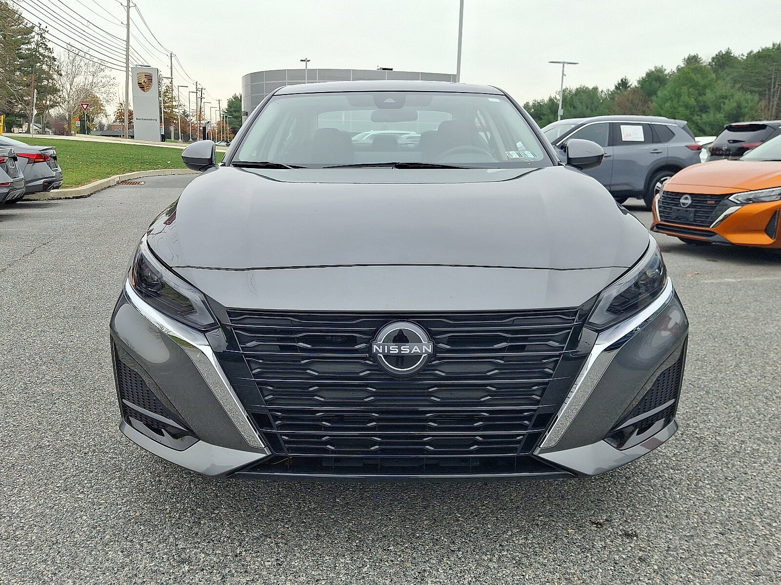 2025 Nissan Altima SV photo 2