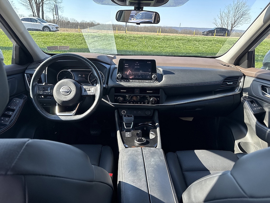 Used 2023 Nissan Rogue AWD SV