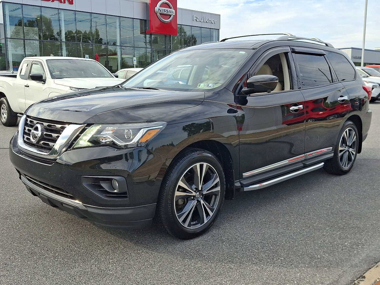 2020 Nissan Pathfinder 4x4 Platinum photo 3