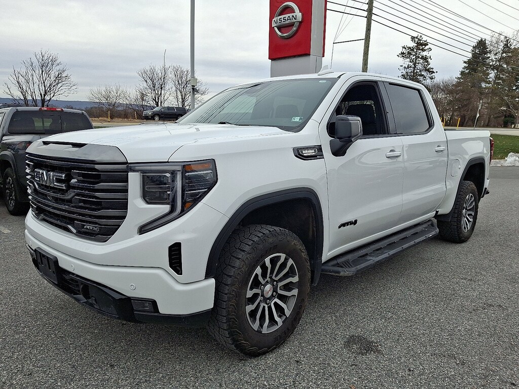 Used 2023 GMC Sierra 1500 AT4 4WD Crew Cab 147 AT4
