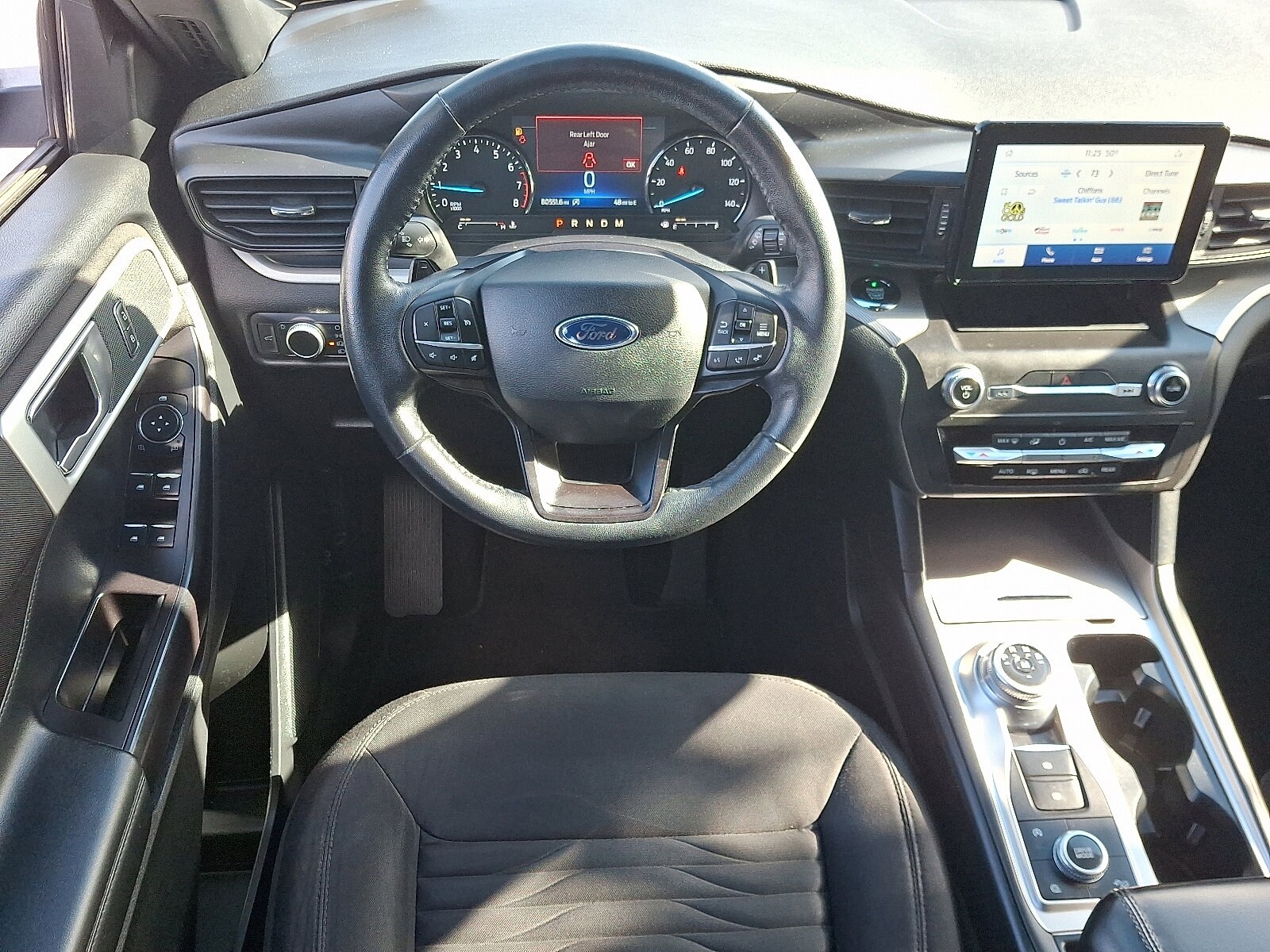 2020 Ford Explorer XLT photo 2