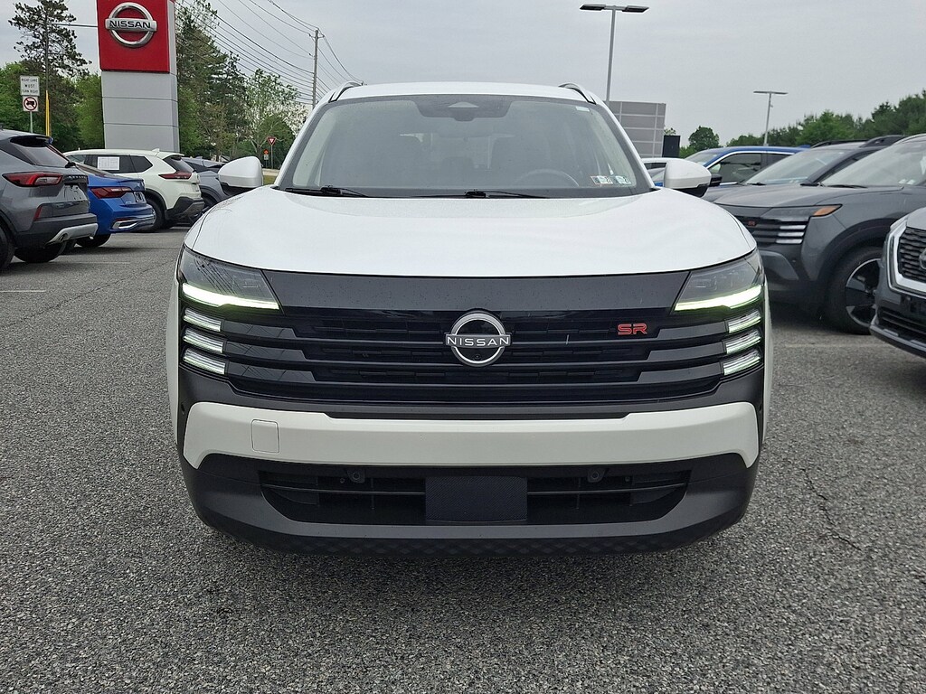 Certified 2025 Nissan Kicks SR SR AWD