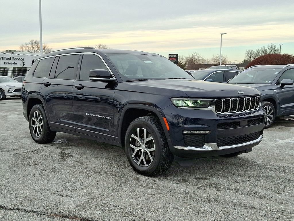 2023 Jeep Grand Cherokee L Limited's photo