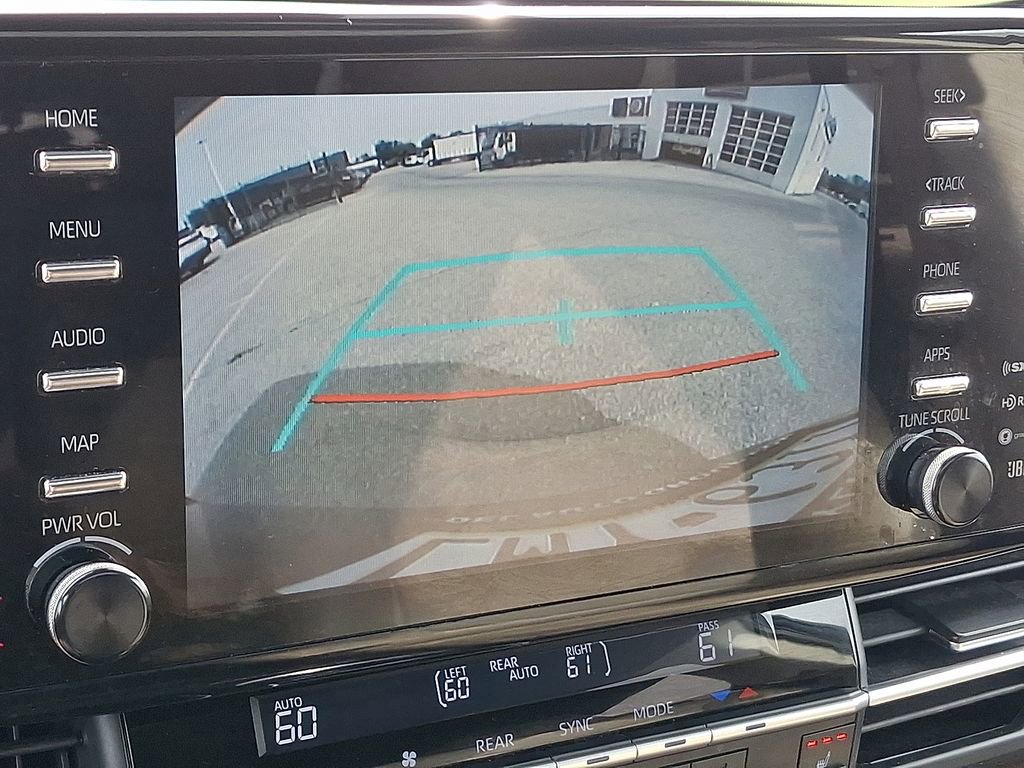 2021 Toyota Sienna XLE photo 4