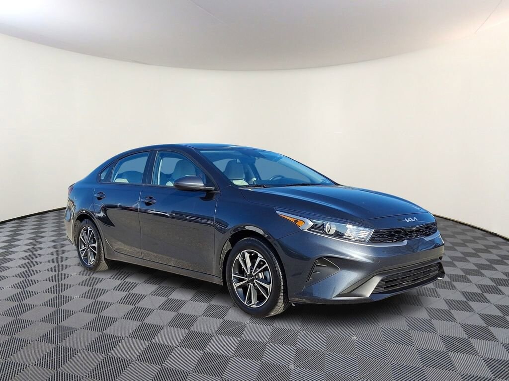 Used 2023 Kia Forte LXS