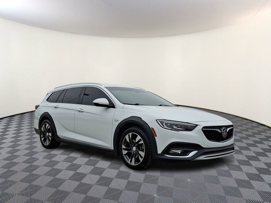 Used 2019 Buick Regal Tourx Essence Crossover