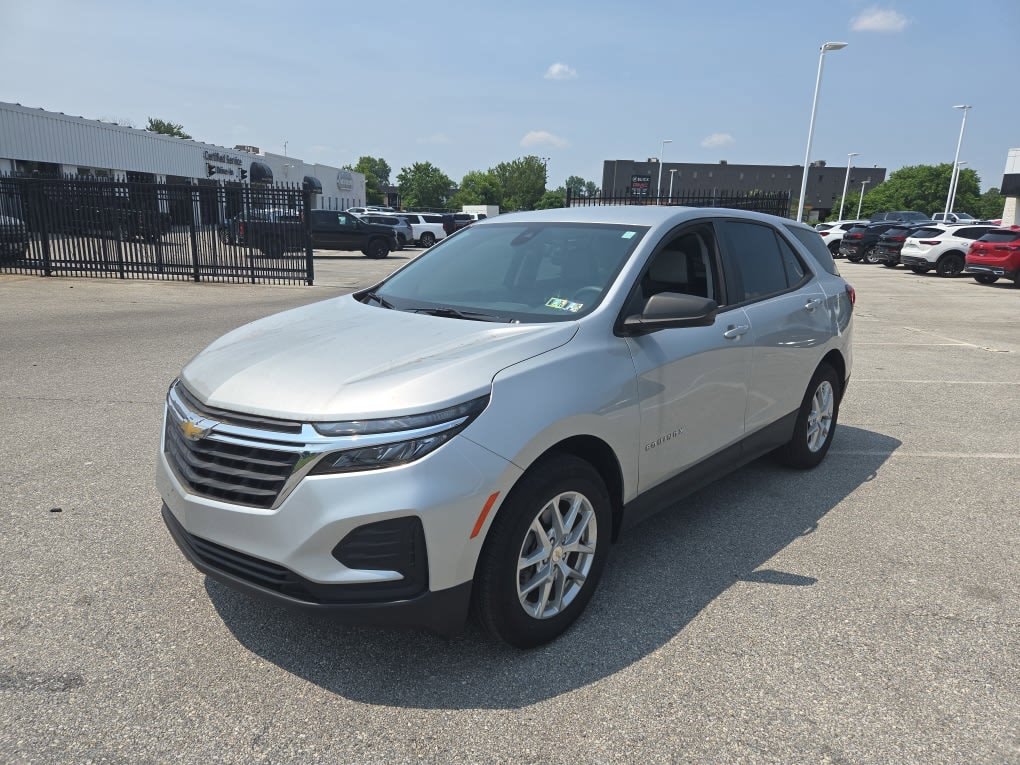Used 2022 Chevrolet Equinox LS with VIN 3GNAXHEV3NS171738 for sale in West Chester, PA