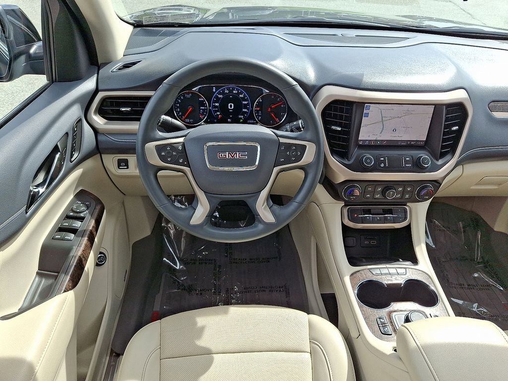2023 Gmc Acadia Denali photo 2