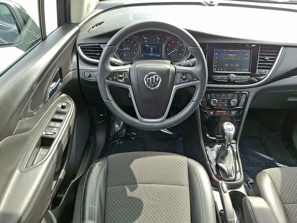 2022 Buick Encore Preferred photo 2